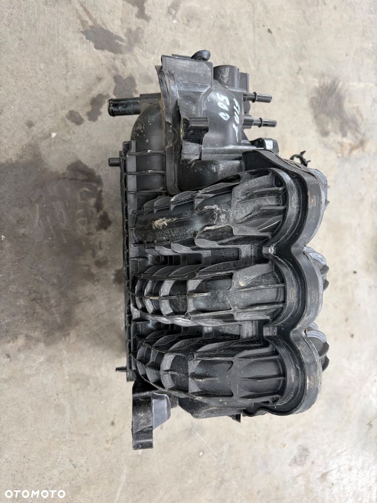 Fiat 500 kolektor ssący 1.0 hybryda 46351386 - 2
