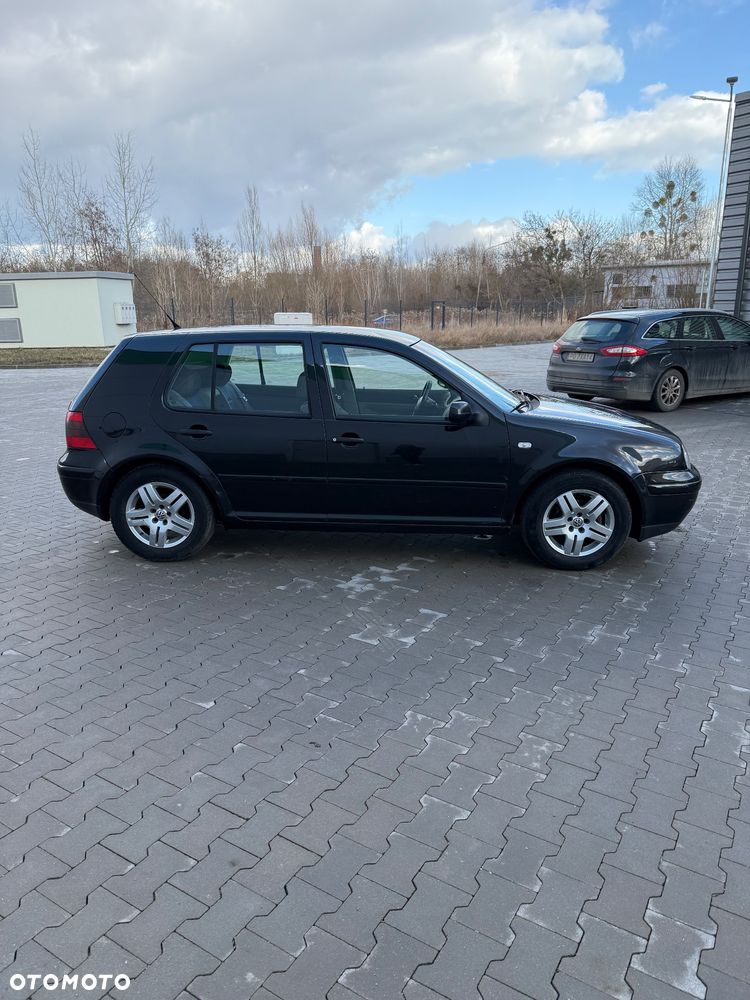Volkswagen Golf 1.6 Highline - 5