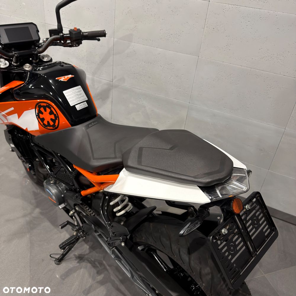 KTM Duke - 19
