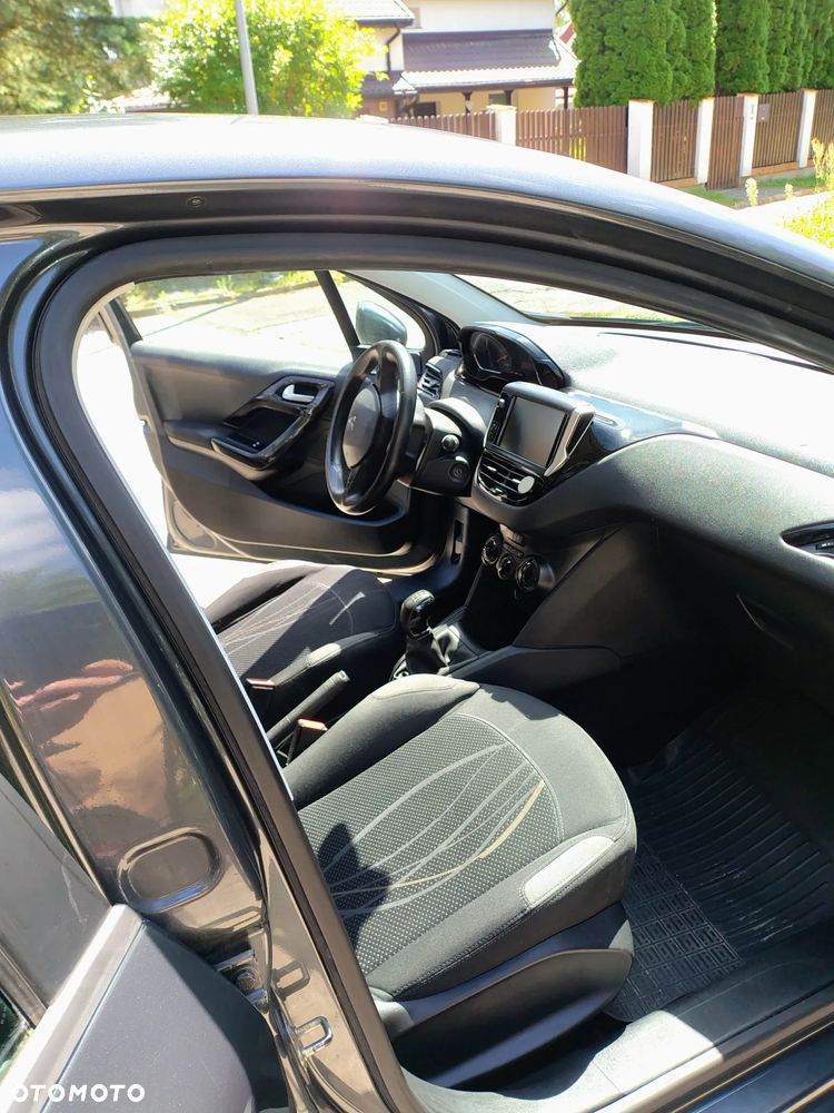 Peugeot 208 1.4 HDi Access - 12