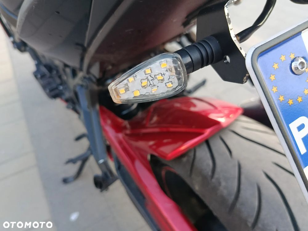 Suzuki GSX - 11