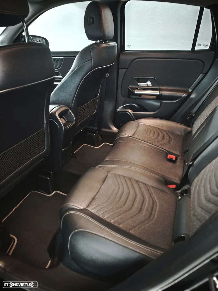 Mercedes-Benz GLA 200 Progressive - 25