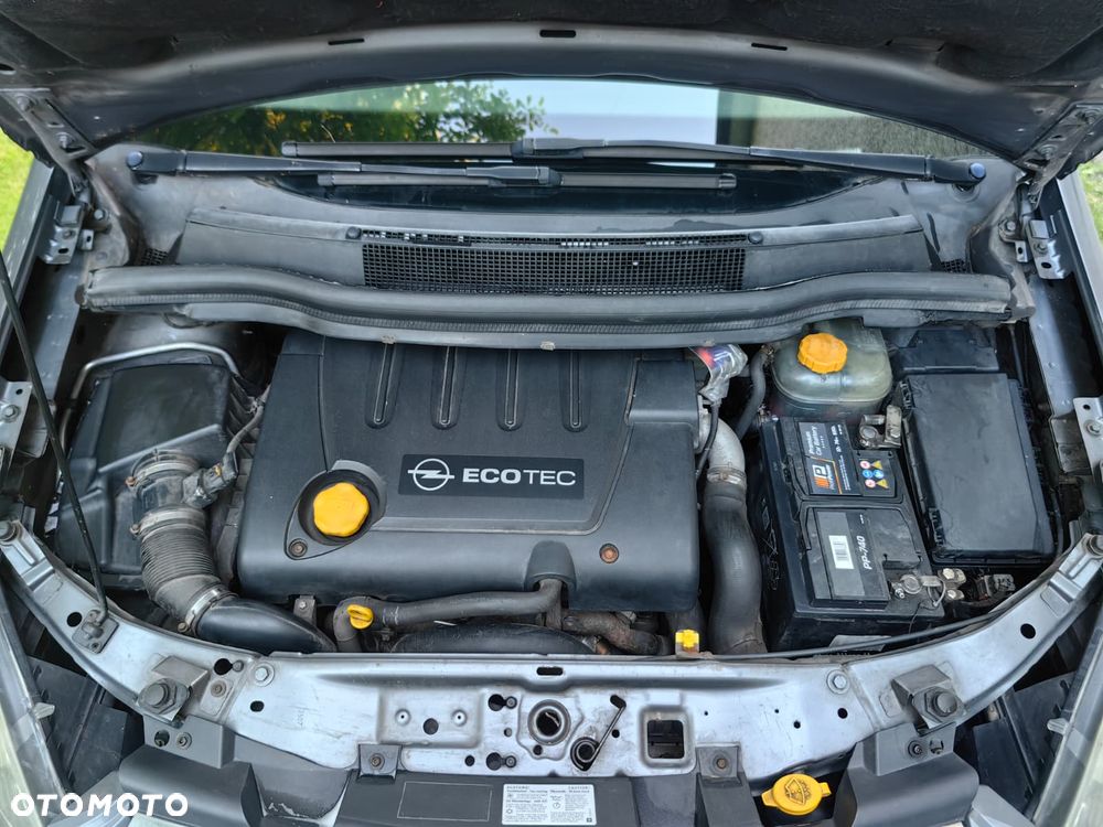 Opel Zafira - 20