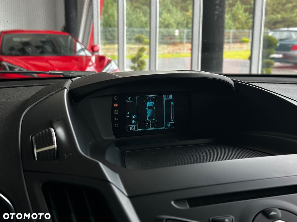Ford Kuga 1.5 EcoBoost 2x4 Black & Silver - 28
