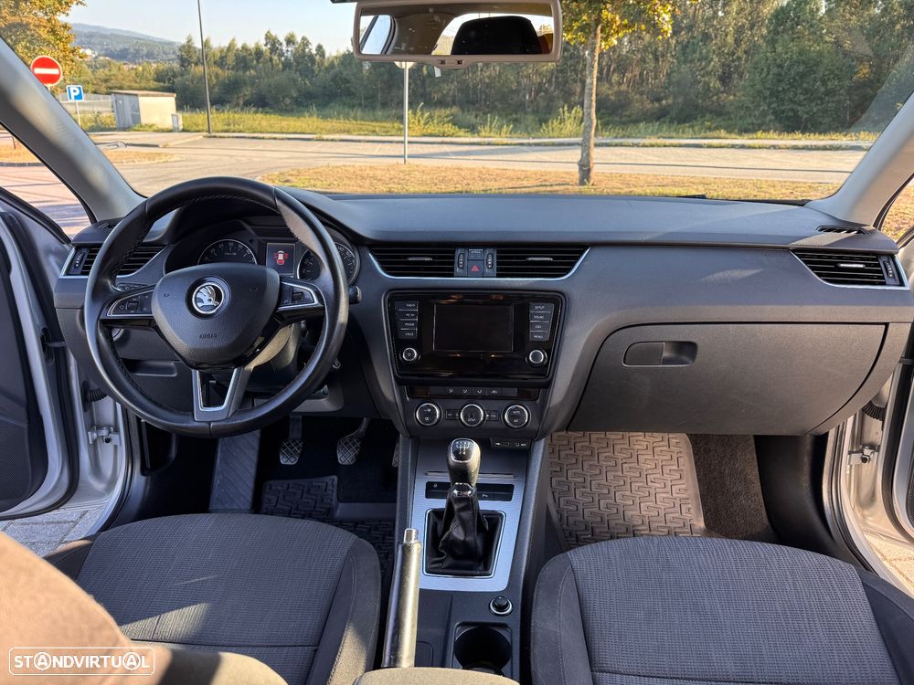Skoda Octavia Break 1.6 TDi Elegance - 10