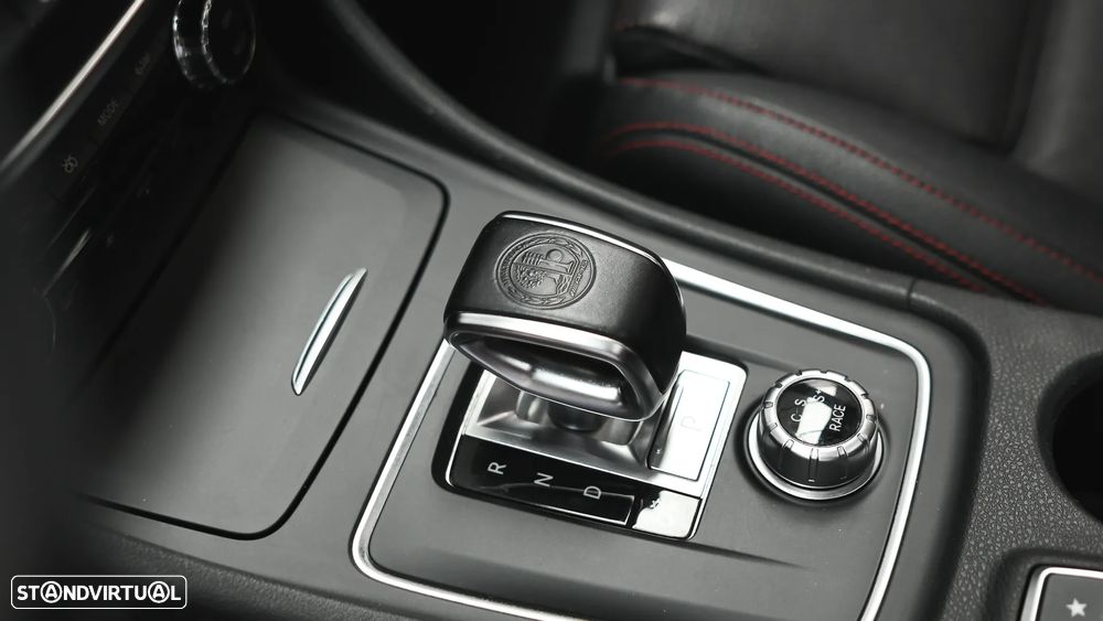 Mercedes-Benz CLA 45 AMG Shooting Brake 4-Matic - 33