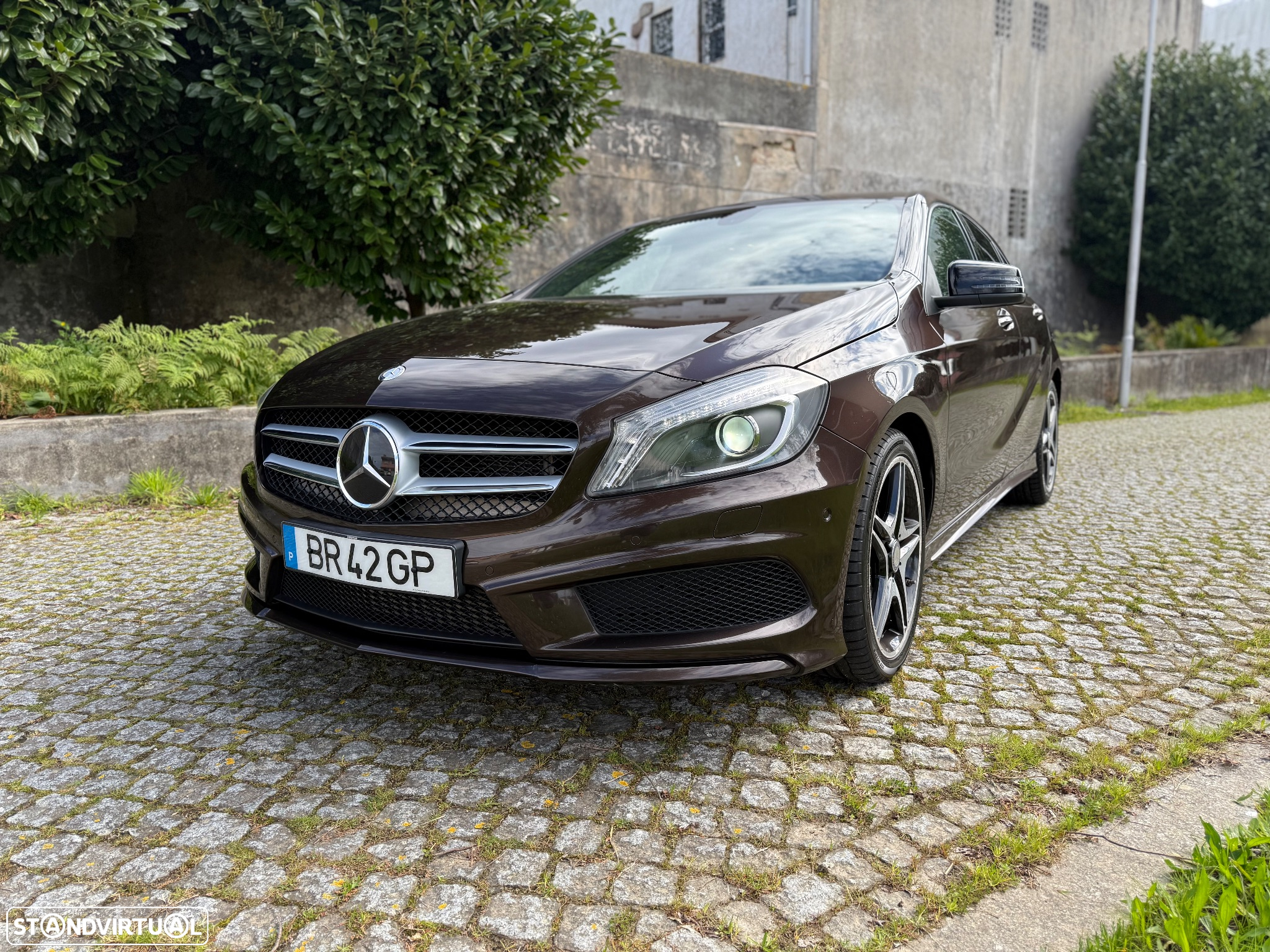 Mercedes-Benz A 200 d 7G-DCT AMG Line - 7