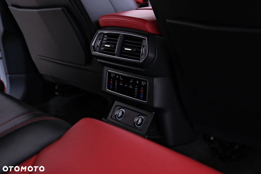 Lamborghini Urus - 37