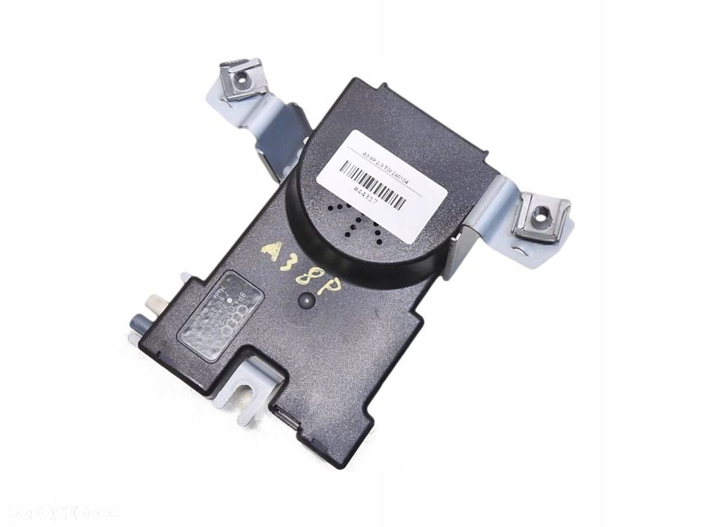 WZMACNIACZ ANTENY AUDI A3 8P 8P4035225D 7617310103 - 1