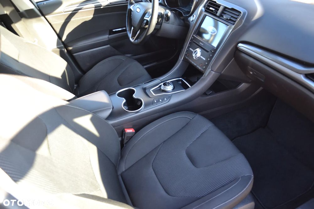 Ford Mondeo - 14