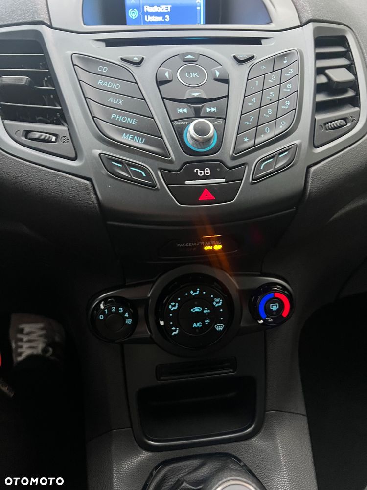 Ford Fiesta 1.0 Celebration - 22