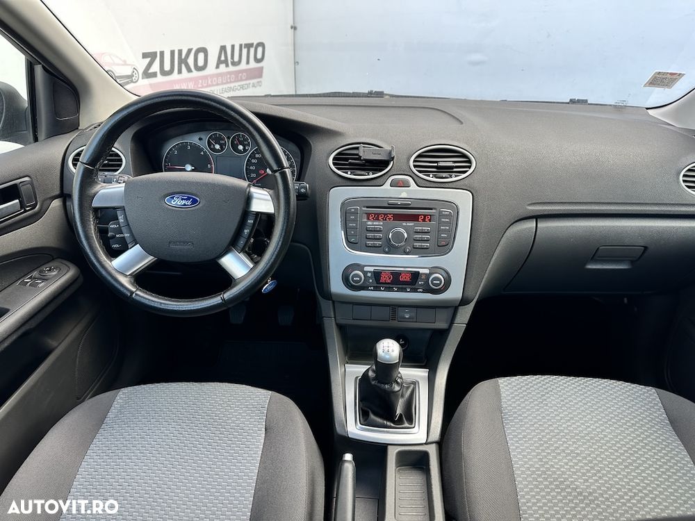 Ford Focus 1.8 TDCi Titanium - 8