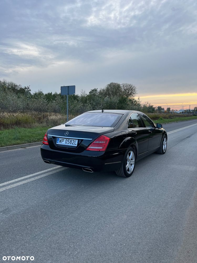 Mercedes-Benz Klasa S 350 (BlueTEC) d 4-Matic 7G-TRONIC - 32