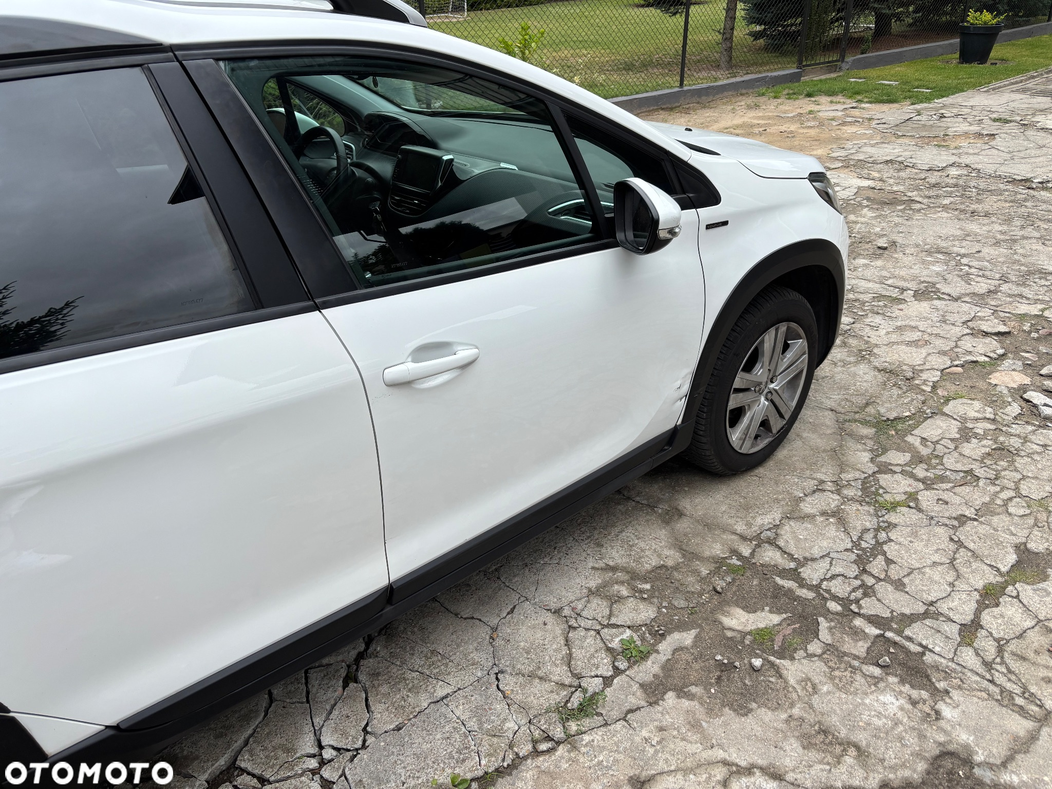 Peugeot 2008 1.5 BlueHDi Signature - 8