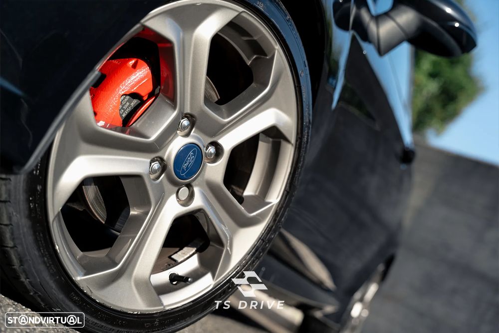 Ford Fiesta 1.6 EcoBoost ST - 20