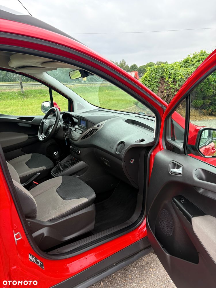 Ford Tourneo Courier 1.0 EcoBoost Trend - 21