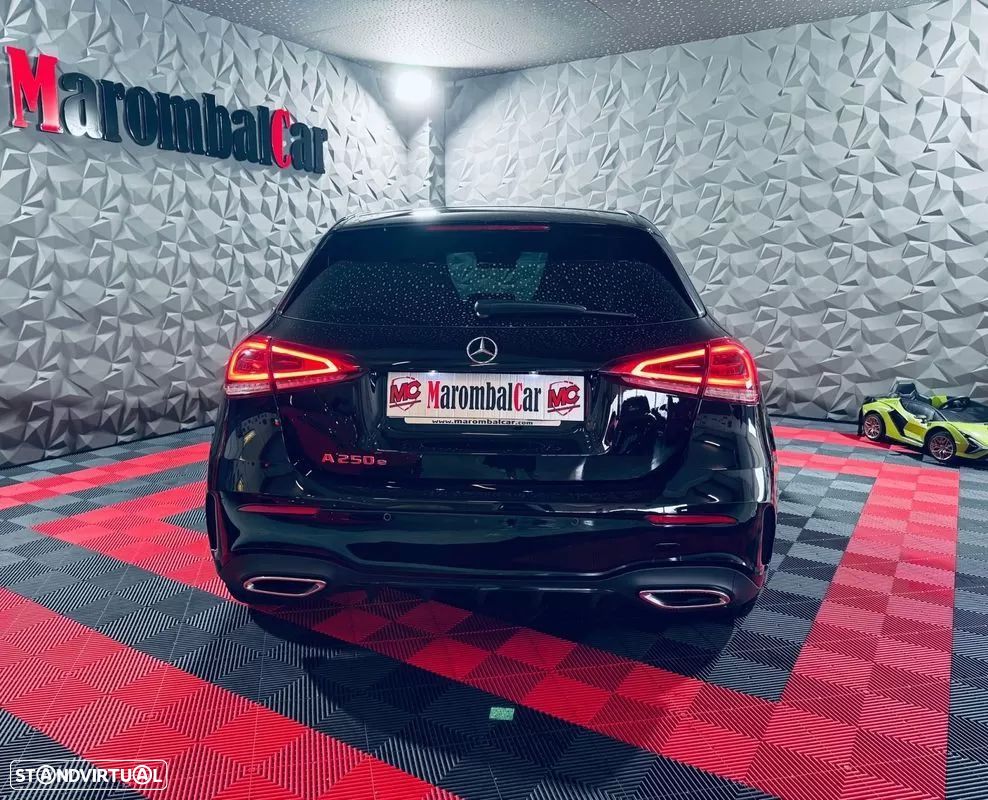 Mercedes-Benz A 250 e AMG Line - 9