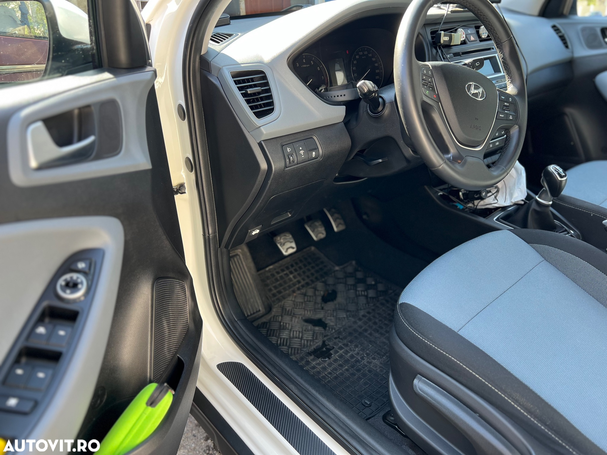 Hyundai i20 1.0 T-GDi M/T ISG LED Line ACTIVE Line - 14