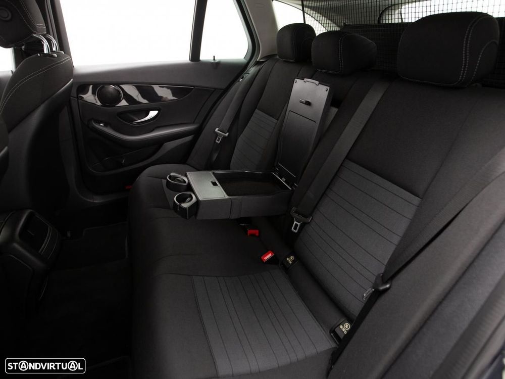 Mercedes-Benz C 180 - 10