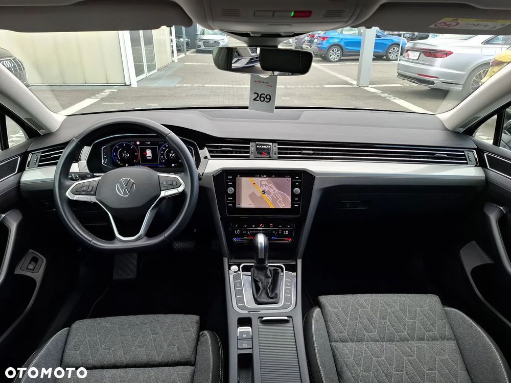 Volkswagen Passat Variant 2.0 TDI SCR Business DSG - 6