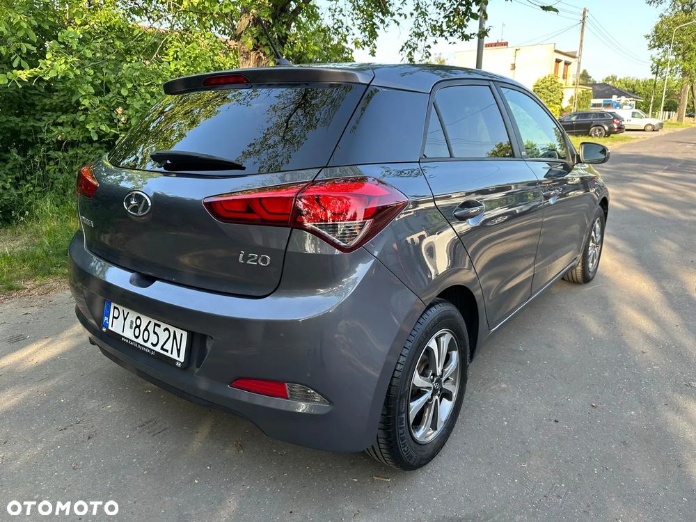 Hyundai i20 1.2 Passion - 9