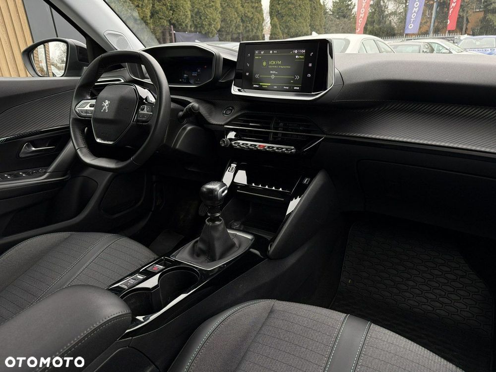 Peugeot 2008 1.5 BlueHDi Allure Pack S&S - 16