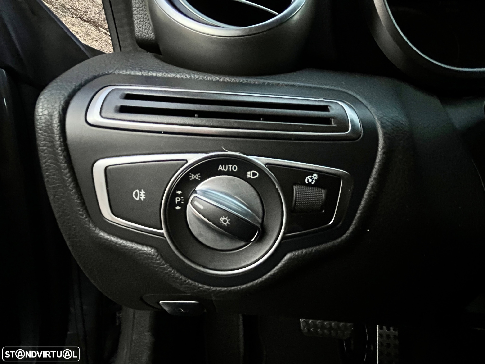 Mercedes-Benz C 300 d AMG Line - 20
