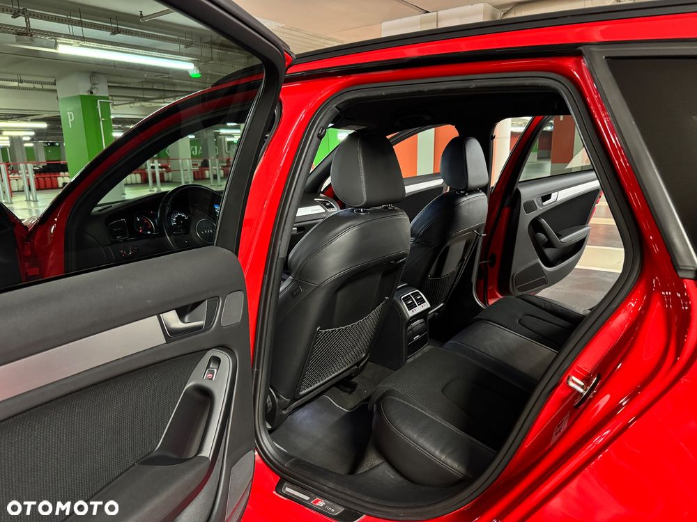 Audi A4 Avant 2.0 TDI DPF clean diesel quattro S tronic S line Sportpaket - 34