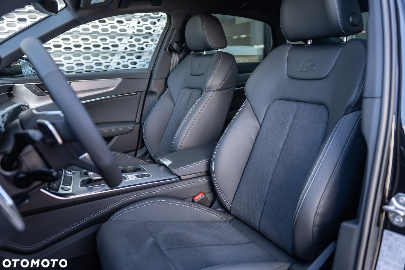 Audi A6 - 8