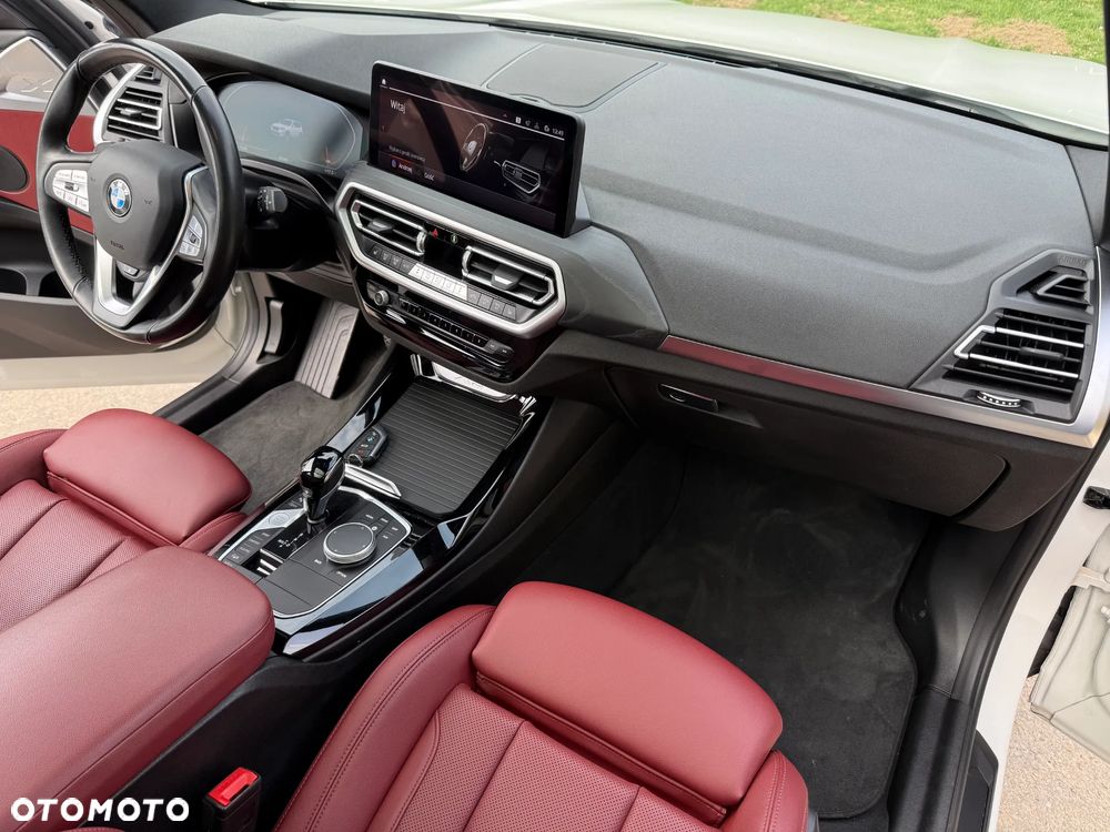 BMW X3 xDrive30i Luxury Line - 14