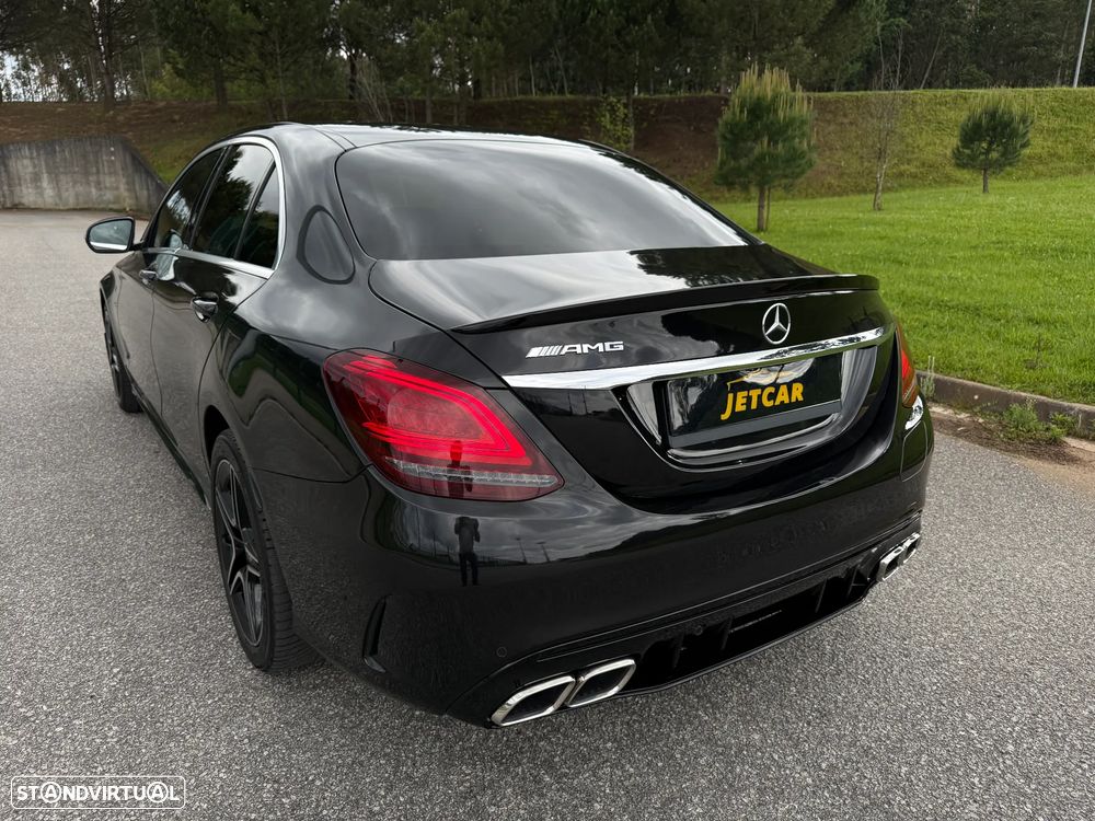 Mercedes-Benz C 300 de AMG Line - 17