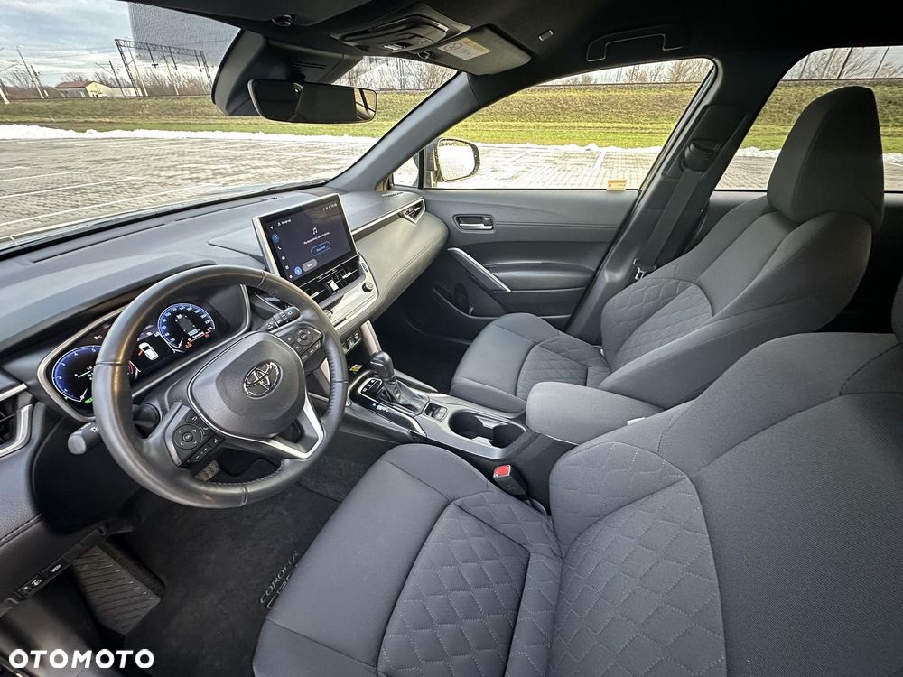 Toyota Corolla Cross - 10