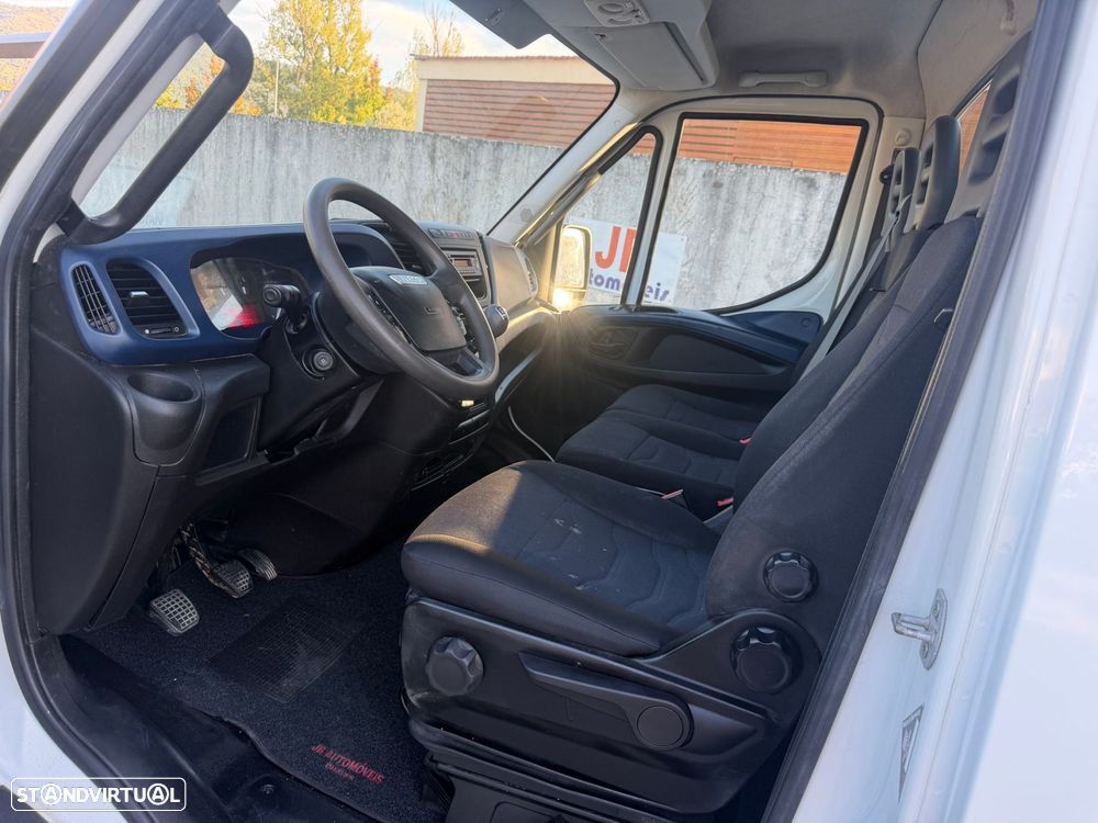 Iveco Daily 3.0 35C15 3LUG Basculante Rod. Duplo c/AC - 10