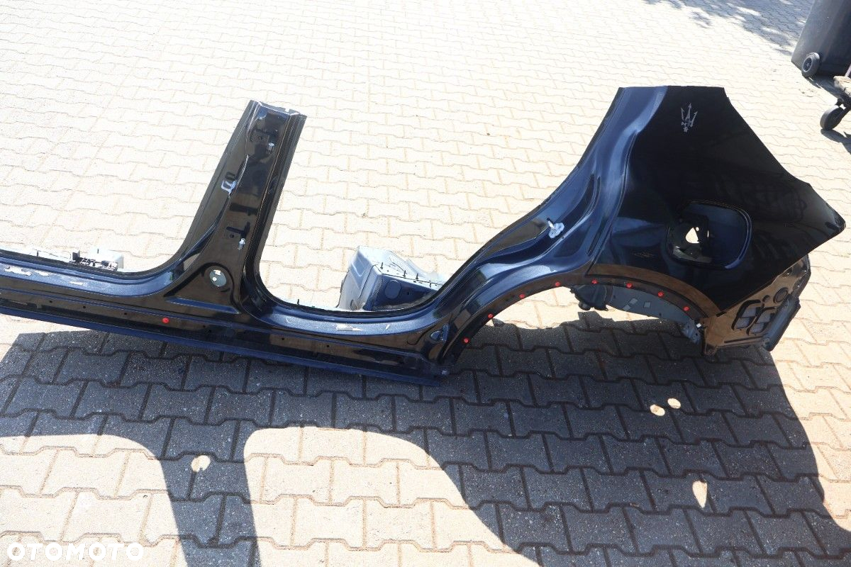 MASERATI GRECALE ĆWIARTKA BŁOTNIK LEWA TYŁ - 3