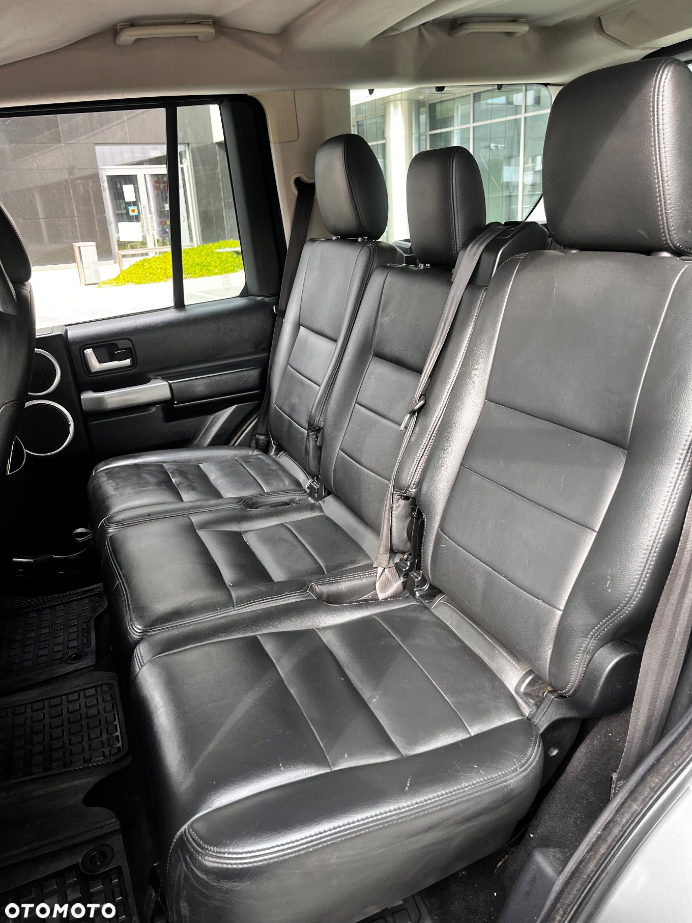 Land Rover Discovery IV 2.7D V6 SE - 20