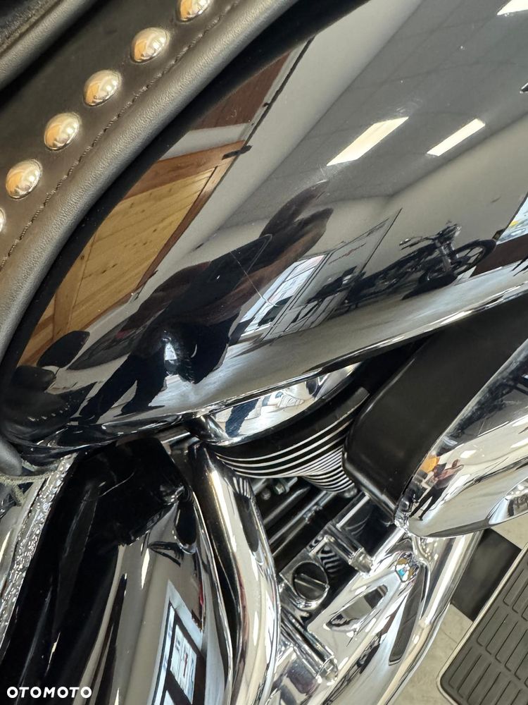 Suzuki VL 800 Volusia - Boulevard C50 - 7