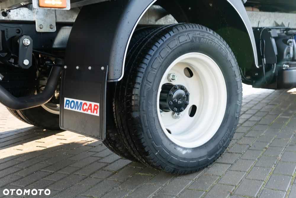 Isuzu M27 Final Edition - 27