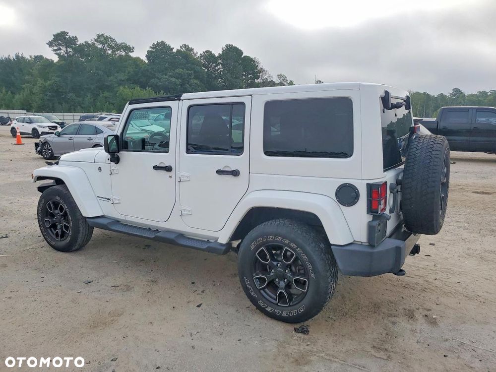 Jeep Wrangler Unlimited 3.6 Automatik Sahara - 3