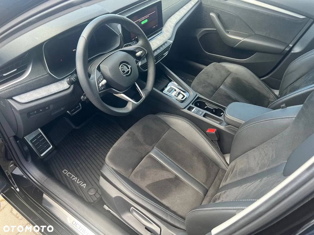 Skoda Octavia 2.0 TDI Selection DSG - 12