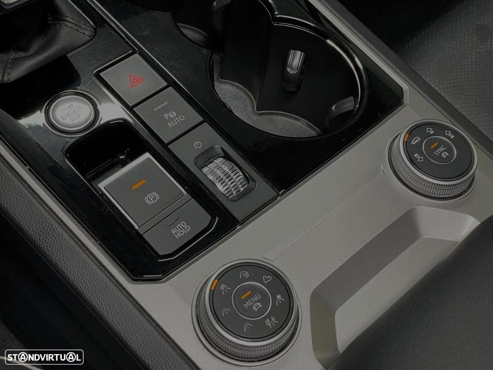 VW Touareg 3.0 TSI e-Hybrid Plus - 25