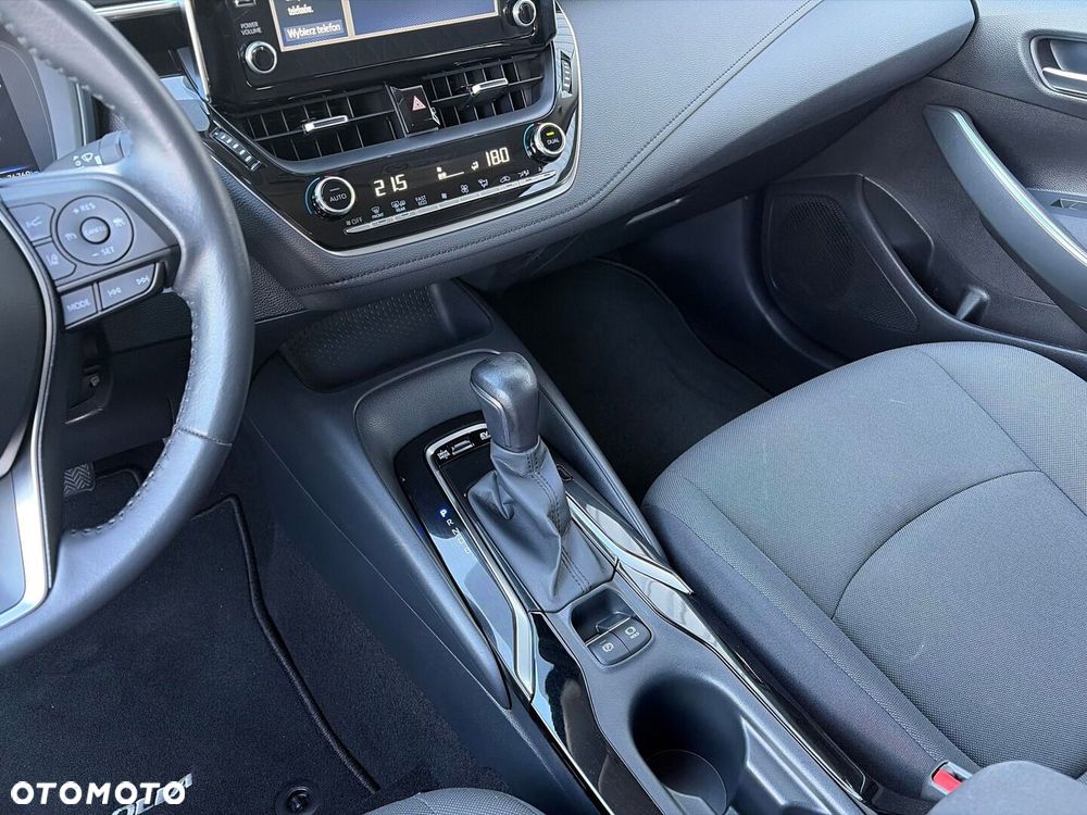 Toyota Corolla 1.8 Hybrid Comfort - 22