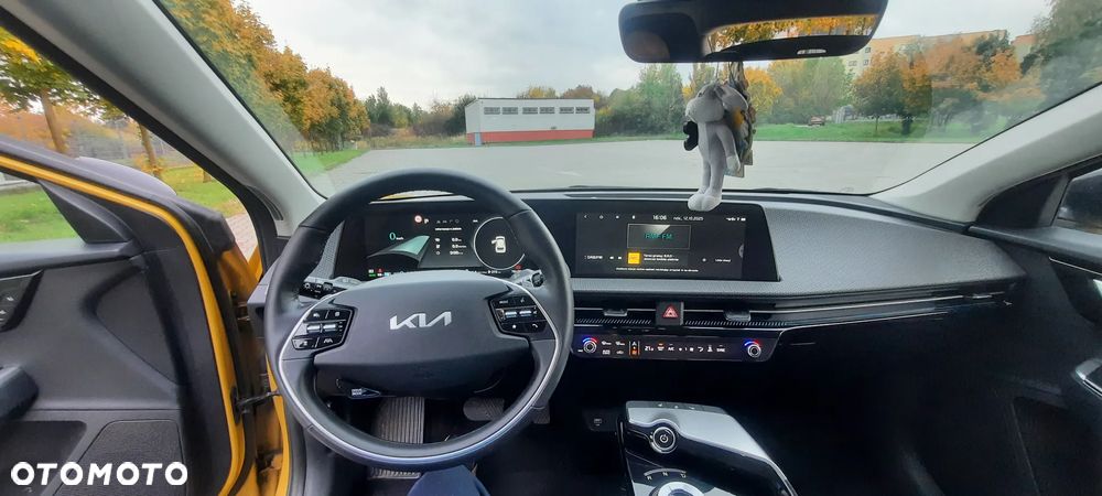 Kia EV6 77.4kWh Plus - 12