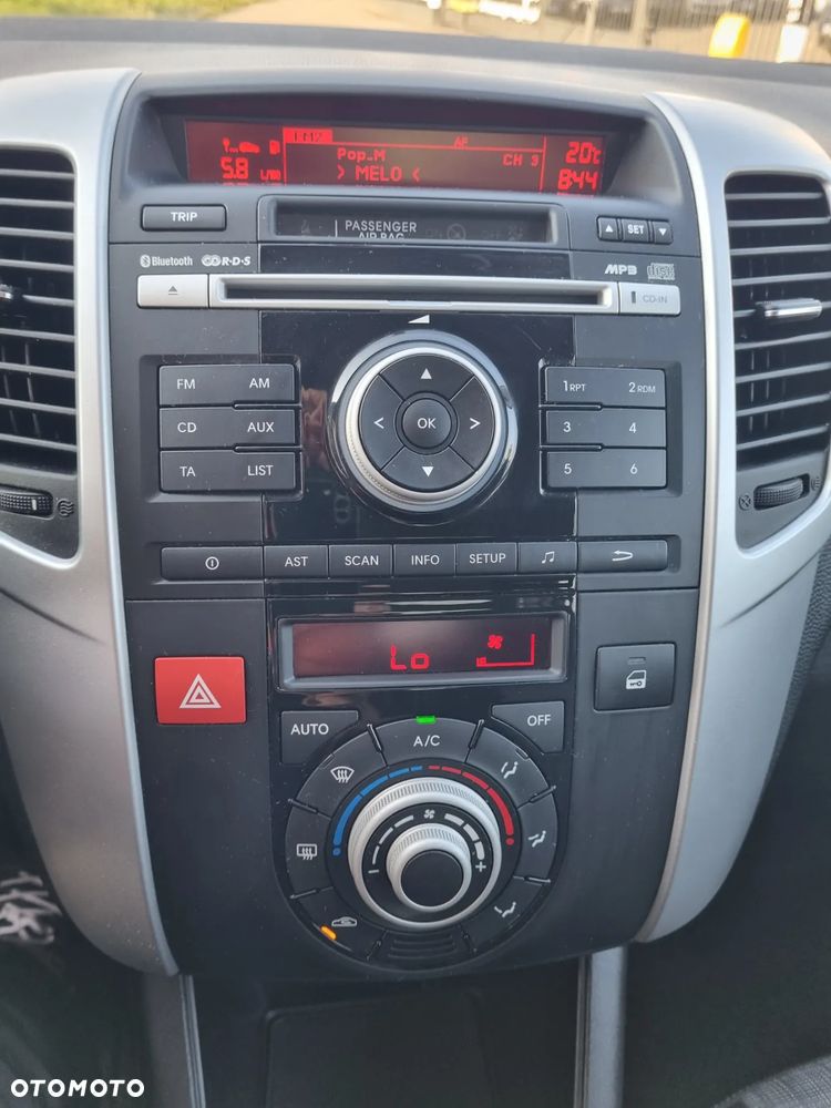 Kia Venga 1.4 CRDi 90 ISG Spirit - 18