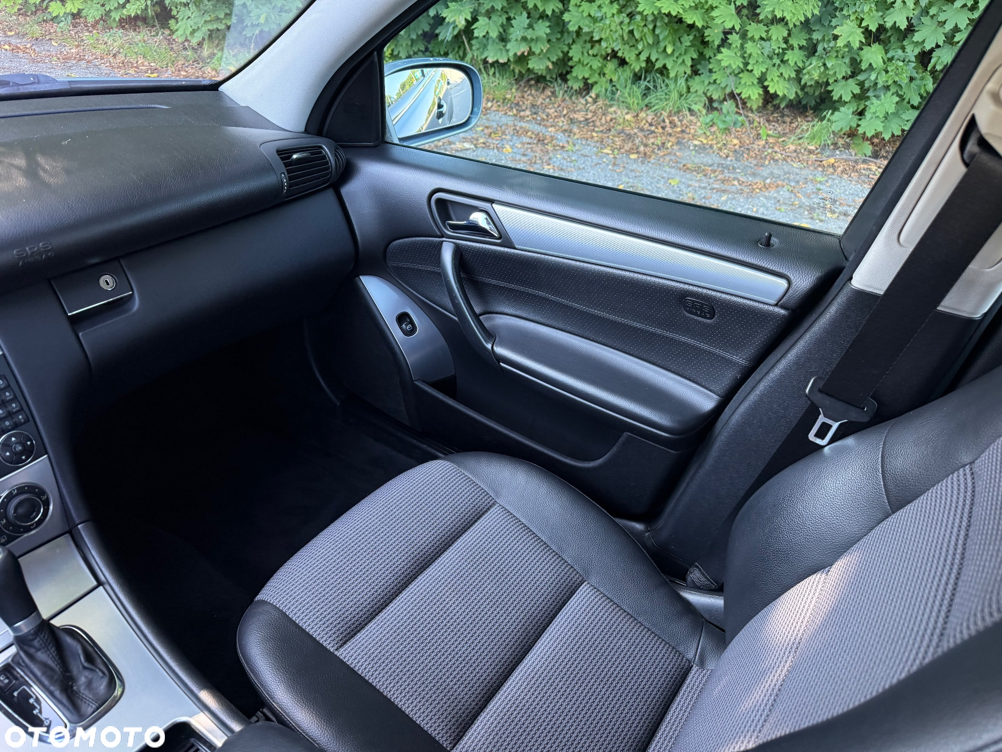 Mercedes-Benz Klasa C 280 T Avantgarde 4-Matic - 21