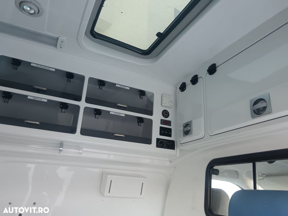 Volkswagen Transporter - 15