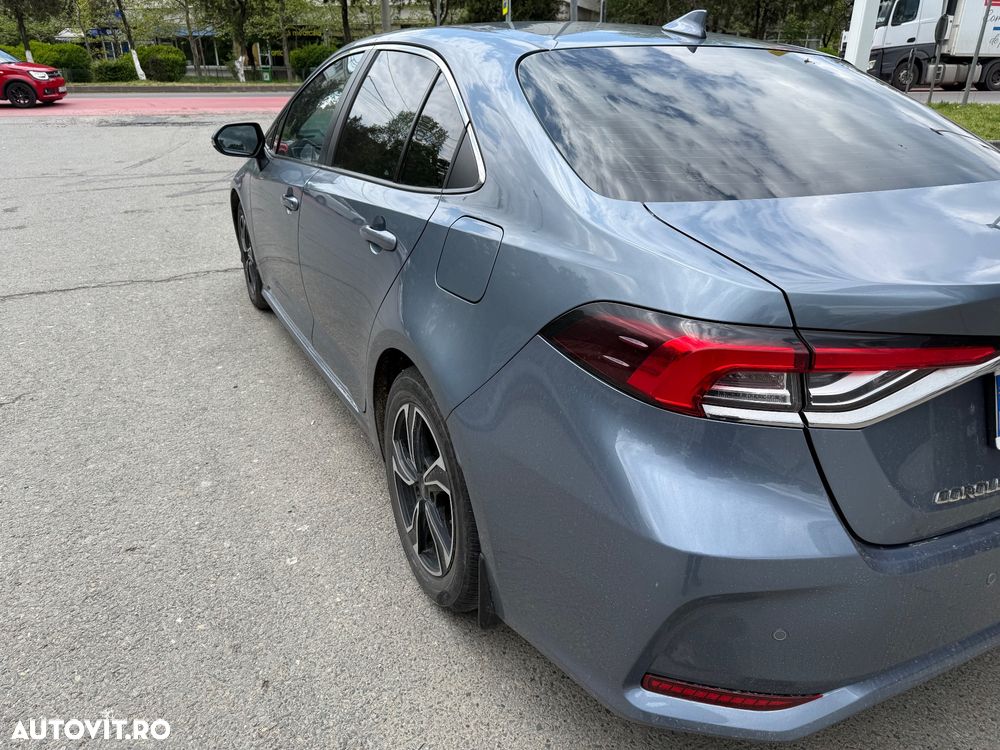 Toyota Corolla - 8