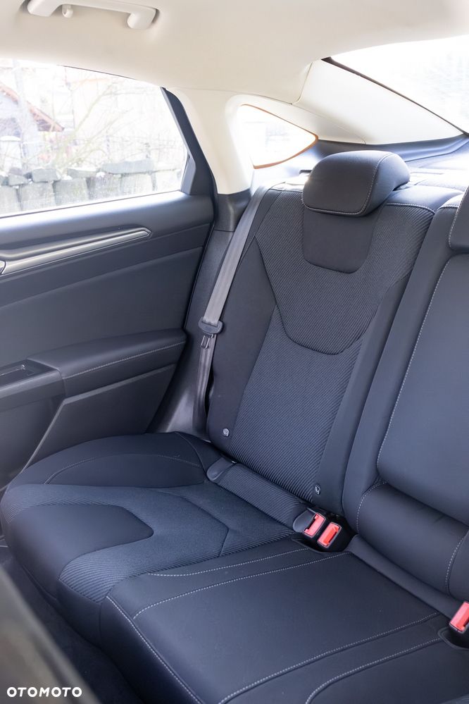 Ford Mondeo 1.5 EcoBoost Titanium - 30