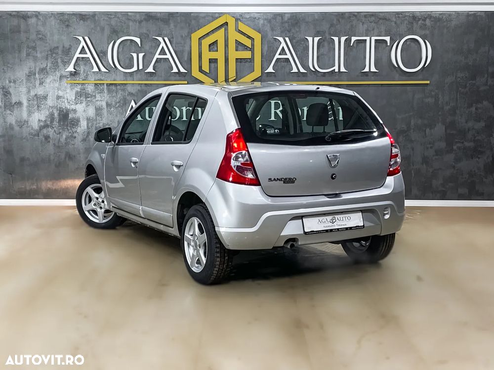 Dacia Sandero - 3