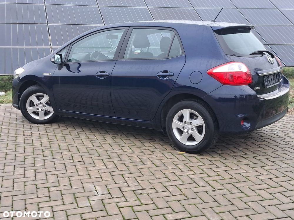 Toyota Auris - 13