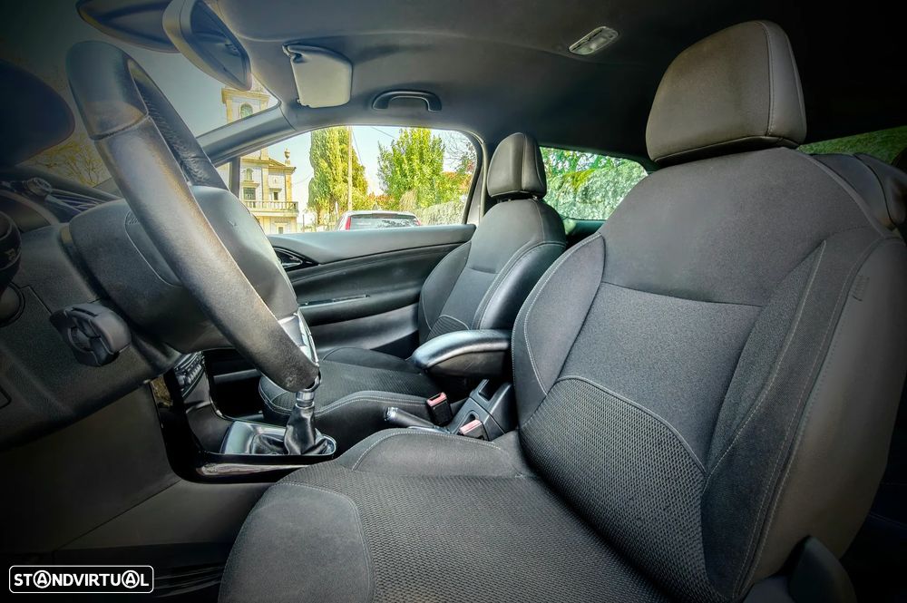 Citroën DS3 1.6 HDi Airdream Sport Chic - 15